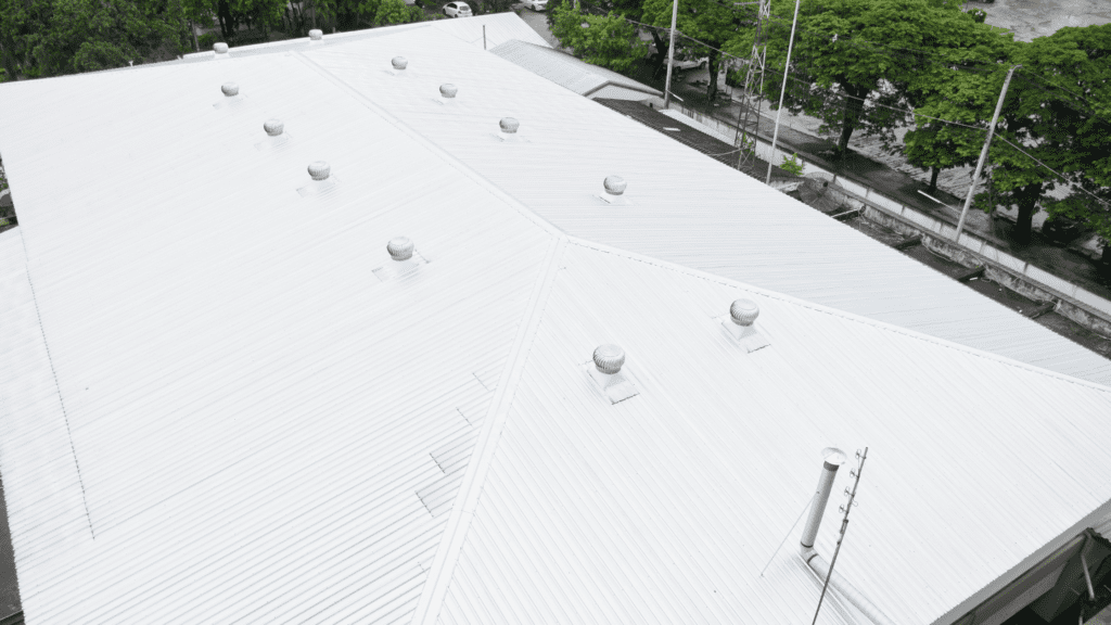 commercial white roofs